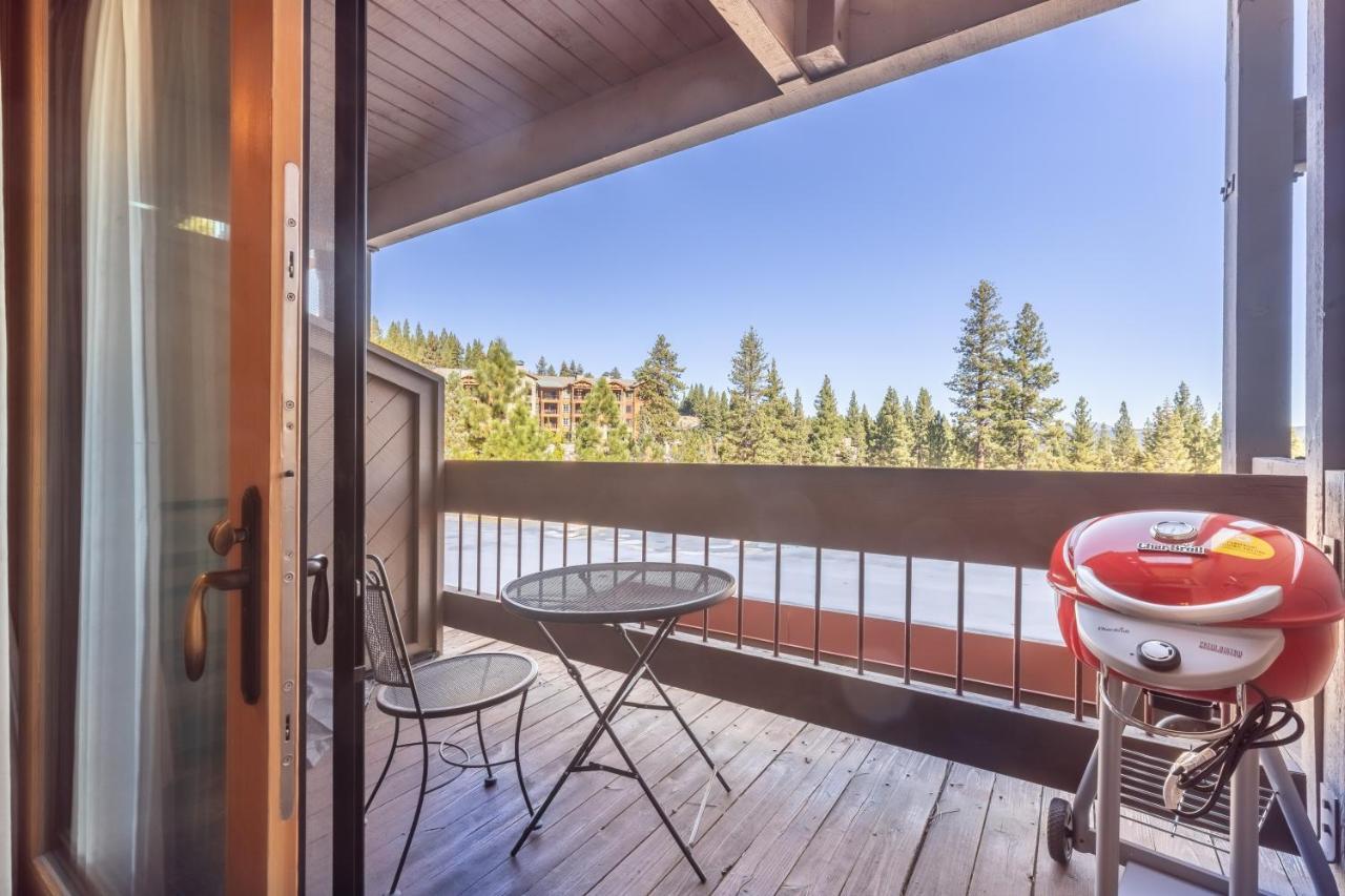 Hotel Style Room In The Timber Creek Lodge Condo Truckee Exterior photo